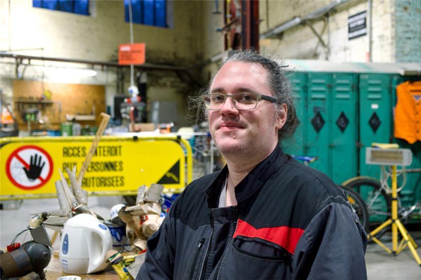 Tom Waldbillig erinnert mit seiner Arbeit an die vertriebenen Tauben
