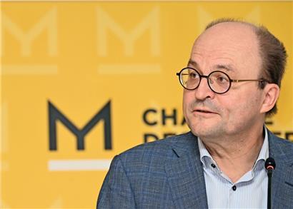 Tom Wirion: „Vorsicht ist das Gebot der Stunde. (…) Die Situation ist sehr ungewiss. Es gibt derzeit vielerorts keine idealen Lösungen.“
