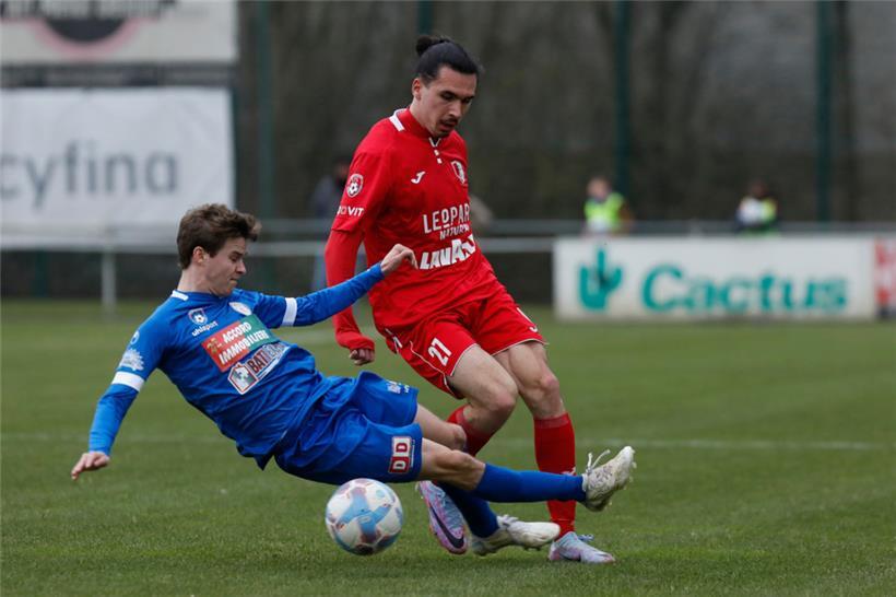 Topscorer Rayan Philippe (Swift, l.) konnte in Petingen nicht auftrumpfen
