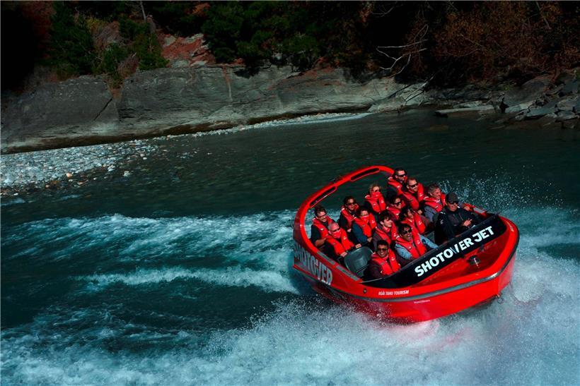 Touristen vor wenigen Tagen in Neuseeland: Die Pandemie wurde bislang so gut gemeistert, dass man beim Impfen für sich selber nicht die größte Eile sieht 

