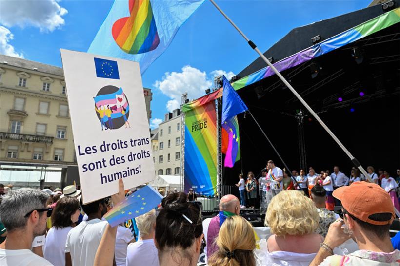 Trans-Rechte stehen momentan weltweit unter Druck