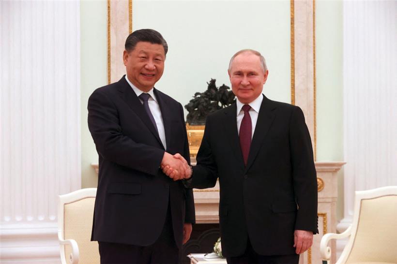 Traute Zweisamkeit: Chinas Staatschef Xi Jinping mit Wladimir Putin im Kreml
