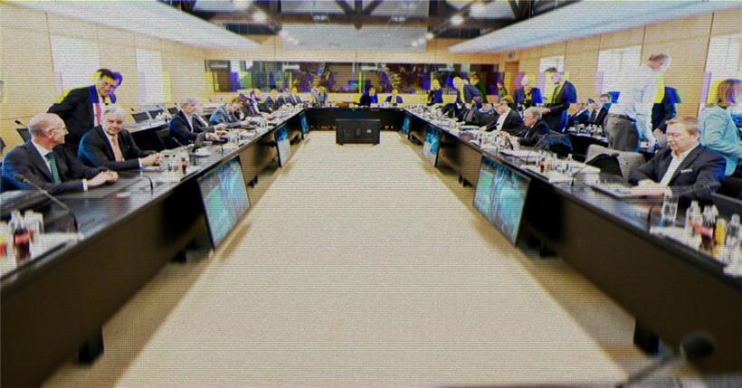 Tripartite-Verhandlungstisch am Montag
