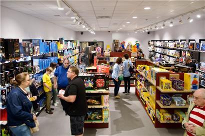 Trotz einer starken Online-Präsenz bleibt der Laden in Niederanven ein zentraler Ort der Begegnung für die Lego-Fans
