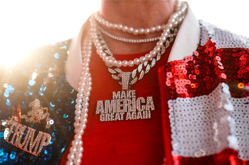 Trump-Fan mit Bling-Bling-Faktor
