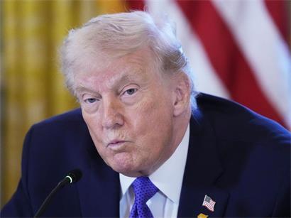 Donald Trump droht dem Iran mit Vernichtung in einer politischen Rede vor internationalem Publikum