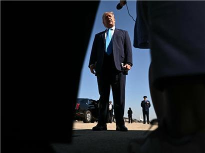 Trump gegen die Trump-Regierung: Klage in Höhe von zehn Milliarden Dollar gegen die Steuerbehörde