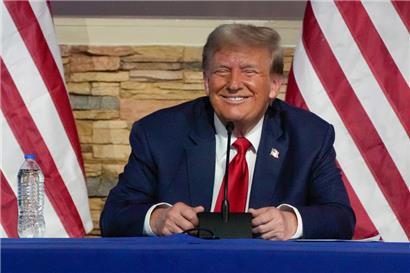 Trump kann sich freuen, zurzeit läuft es für den Ex-Präsidenten
