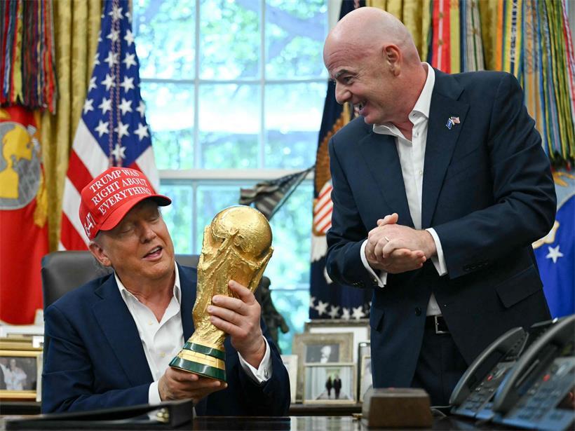 Donald Trump überreicht am 19. Juli die WM-Trophäe an die Gewinner – Entscheidung über den Verbleib der Trophäe unklar.