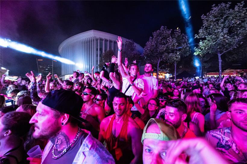 Tschüss Kirchberg! Ab diesem Jahr findet das Luxembourg Open Air vollständig in Esch statt.
