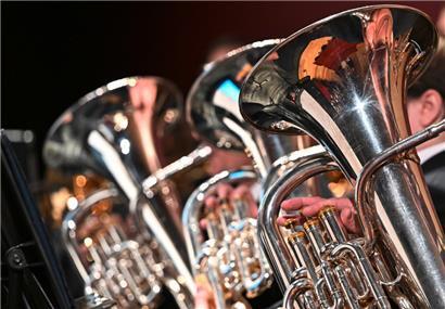 Tuba und Euphonium stehen am Wochenende bei den Galakonzerten der HMEsch im Theater im Mittelpunkt
