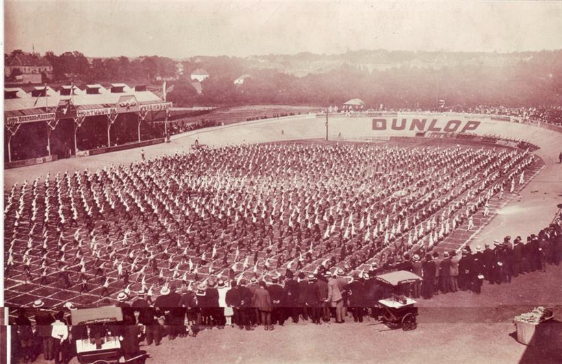 Turnveranstaltung 1922 im Velodrom in Belair