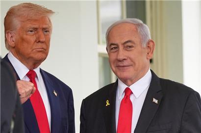 US-Präsident Donald Trump begrüßt Israels Ministerpräsident Benjamin Netanjahu im April im Weißen Haus
