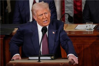 US-Präsident Donald Trump droht Russland mit weitreichenden Sanktionen
