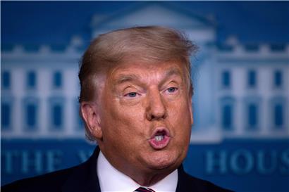 US-Präsident Donald Trump spricht im Brady Briefing Room im Weißen Haus in Washington, DC
