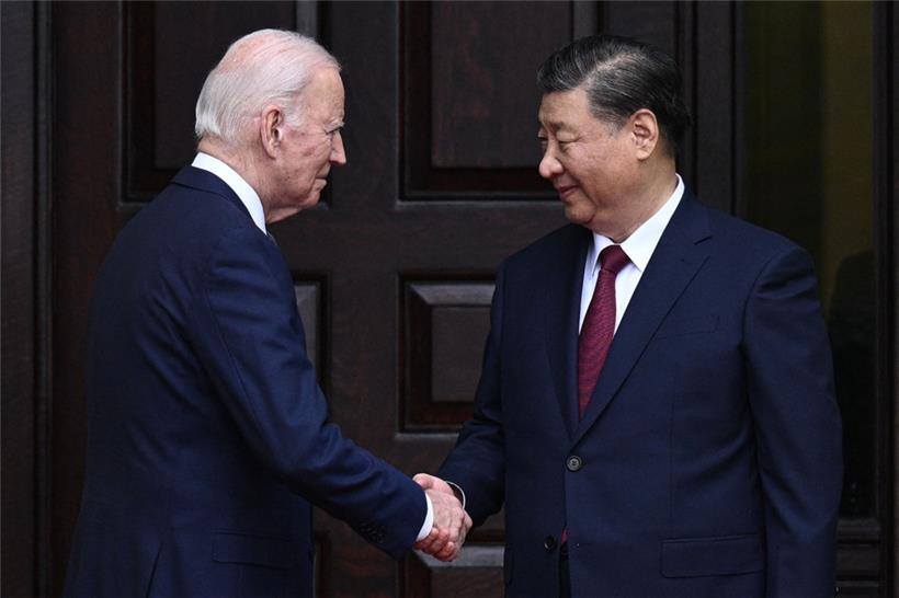 US-Präsident Joe Biden begrüßt seinen chinesischen Amtskollegen Xi Jinping
