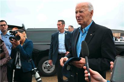 US-Präsident Joe Biden reist nach South und North Carolina, um die Sturmschäden nach dem Hurrikan „Helene“ zu begutachten
