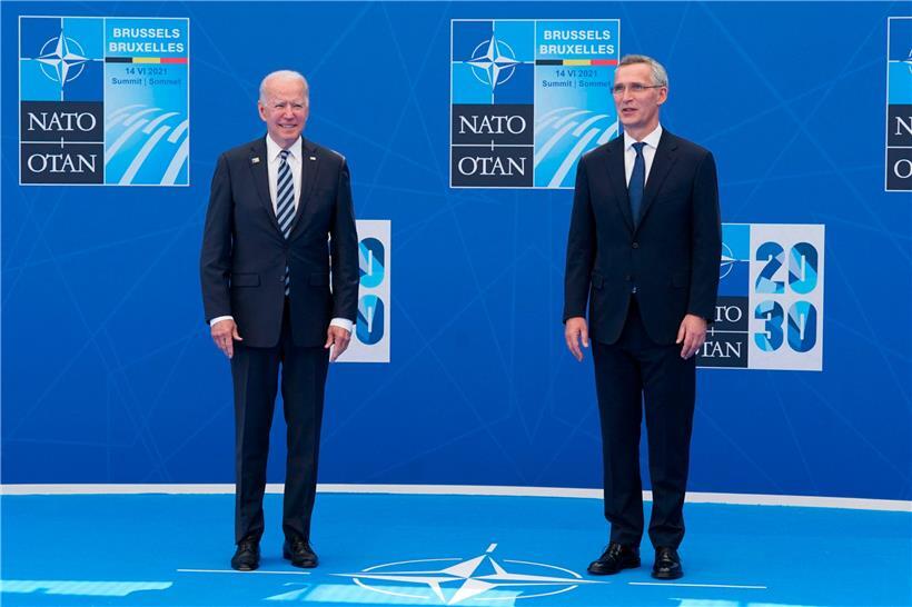 US-Präsident Joe Biden und NATO-Generalsekretär Jens Stoltenberg vor dem Gipfeltreffen: Beide wünschen sich, dass die Militärallianz künftig global agiert
