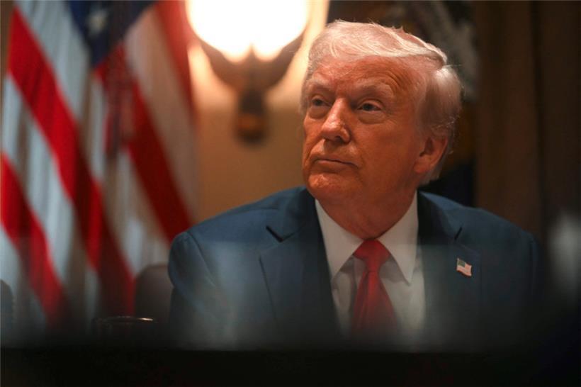 US-Präsident Trump hat am Mittwoch bei seiner ersten Kabinettssitzung im Weißen Haus für Produkte aus der Europäischen Union Zölle in Höhe von 25 Prozent angekündigt
