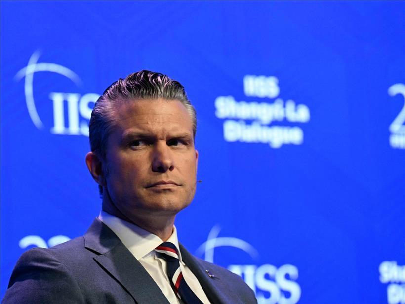 US-Verteidigungsminister Pete Hegseth spricht kritisch und droht europäischen Verbündeten bei Verteidigungsfragen