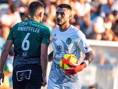 USM-Torwart Joao Machado und seine Vorderleute wollen die Null halten