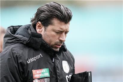 UTP-Trainer Carlos Fangueiro muss sich seine Gedanken machen
