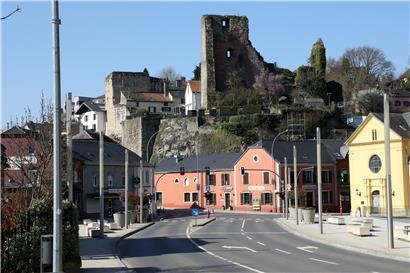 Über so leere Straßen in Hesperingen hat die Burg schon lange nicht mehr gethront
