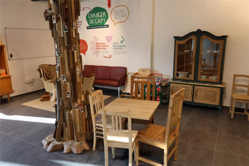 Überall gibt es gemütliche Sitzecken