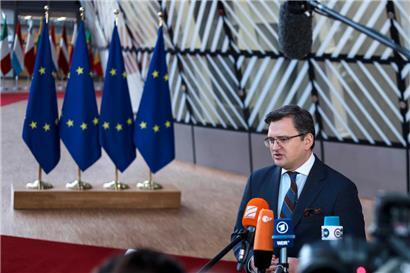 Ukraines Außenminister Dmytro Kuleba war gestern Gast bei seinen EU-Amtskollegen in Brüssel
