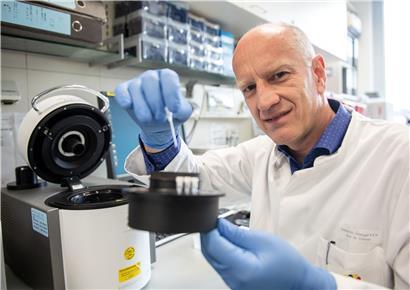 Ulf Dittmer, Leiter des Instituts für Virologie der Universitätsklinik in Essen
