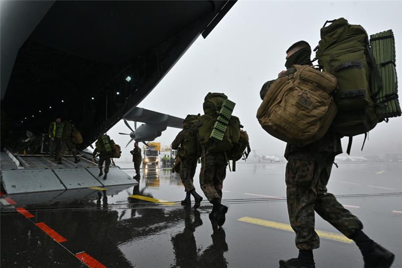 Um die Armee auch für kommende Missionen zu rüsten, wurde ein neues Gesetz gestimmt – das jedoch juristische Unwägbarkeiten nach sich zog
