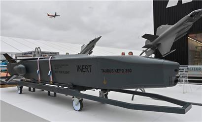 Um eine Lieferung des Marschflugkörpers Taurus (Target Adaptive Unitary and Dispensor Robotic Ubiquity System) an die Ukraine wird in Deutschland seit langem gerungen
