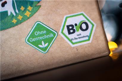Umgekehrt geht auch: das Siegel „ohne Gentechnik“ auf einem Bio-Produkt
