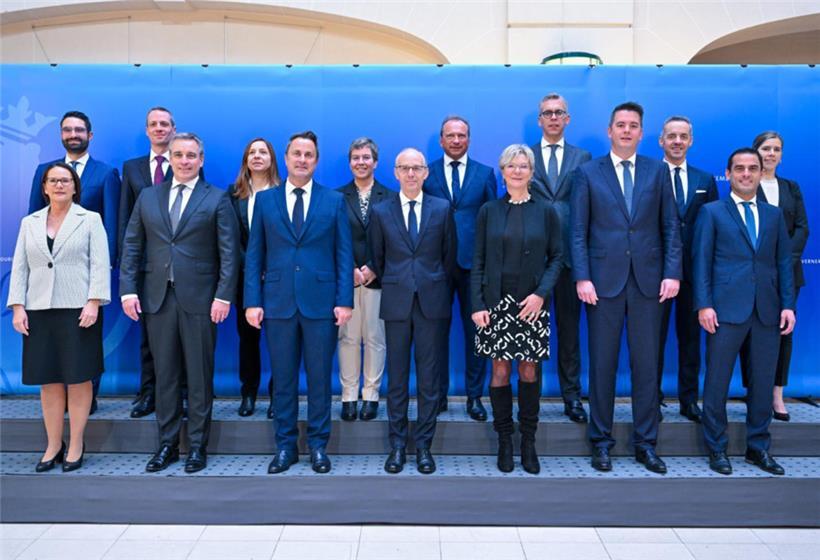 Und das Ganze noch mal von vorn: So sah der neue Regierungsrat aus der „offiziellen“ Perspektive aus
