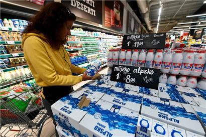 Unter anderem die Lebensmittelpreise machen der Bevölkerung zu schaffen
