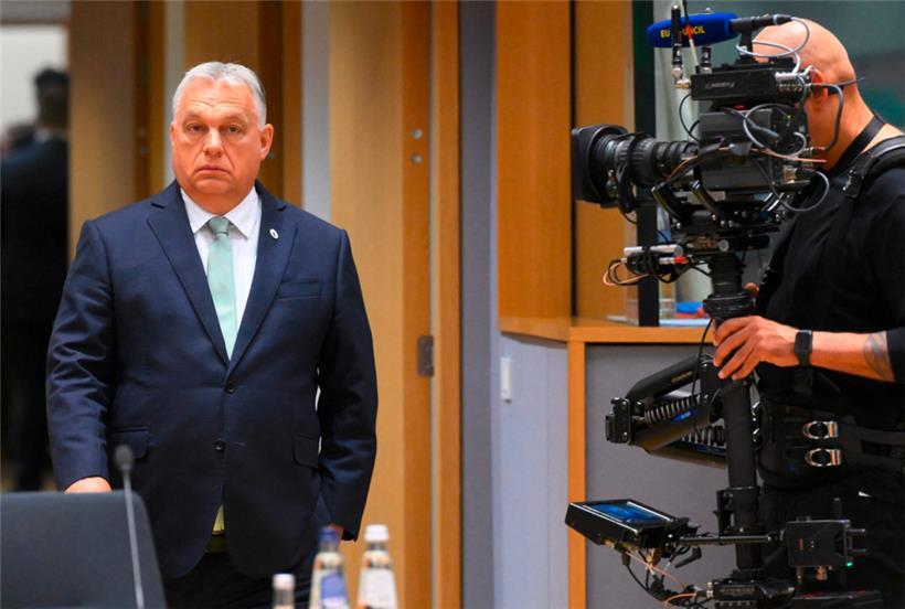Unter anderem mit Geldern aus dem Verkauf von russischem Gas unterstützt Viktor Orban seine Gesinnungsgenossen quer durch Europa 
