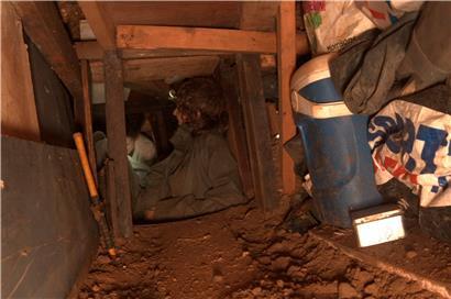 Unter der Erde: Protest-Tunnel mitten in London 
