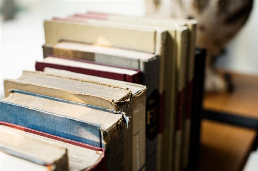 „Upbooking.lu“ will gebrauchten Schulbüchern ein zweites Leben geben
