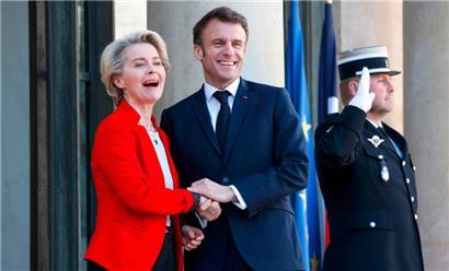 Ursula von der Leyen et Emmanuel Macron ont préparé leur visite à Pékin lors d’une rencontre à l’Elysée
