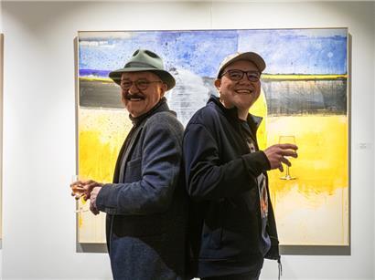 Vater und Sohn: die Künstler Robert und Kevin (r.) Brandy
