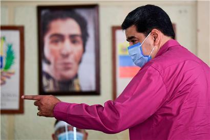 Venezuelas Präsident Maduro bei der Stimmabgabe: Die Opposition hatte die Abstimmung boykottiert

