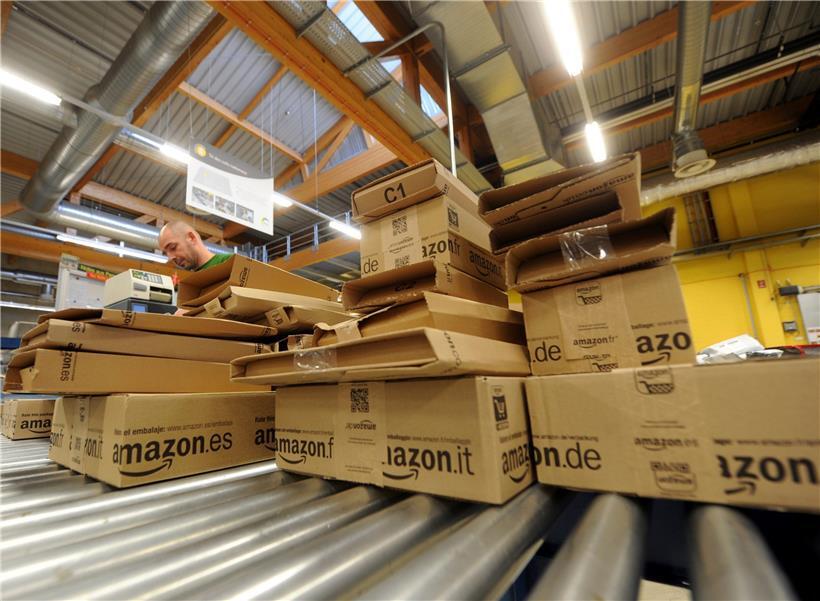 Verbraucher müssen ab dem 1. Juli 2021 Mehrwertsteuer auf alle online gekauften Waren zahlen
