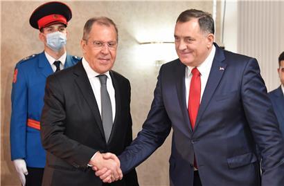 Vergangene Woche traf der russische Außenminister Sergej Lawrow (l.) den bosnischen Serbenführer Milorad Dodik
