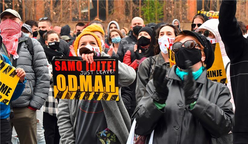 Vergangene Woche wurde in Sarajevo gegen die bosnische Regierung demonstriert: Die Menschen im Land wollen einen politischen Wandel
