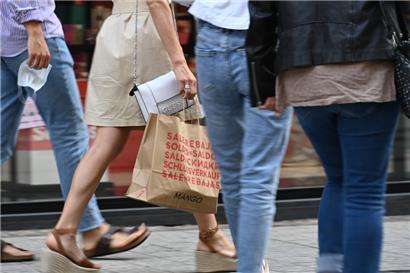 Verglichen mit vor einigen Monaten planen heute wieder deutlich mehr Haushalte „größere Ausgaben“ zu tätigen
