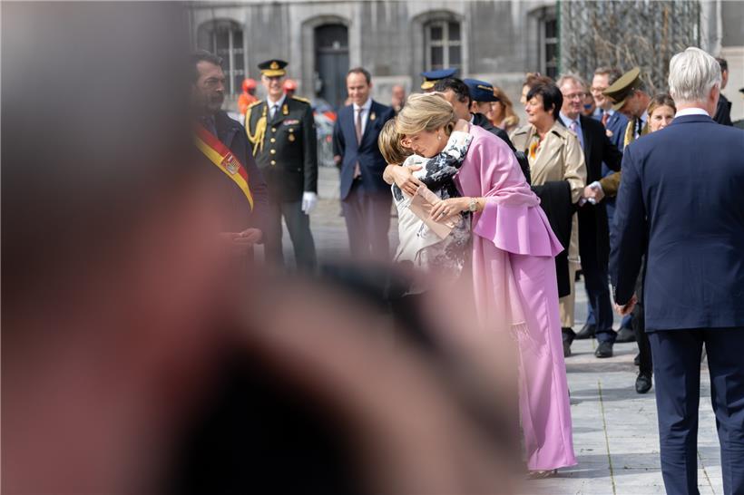 Verstanden sich dabei offenbar gut: Großherzogin Maria Teresa und Königin Mathil...