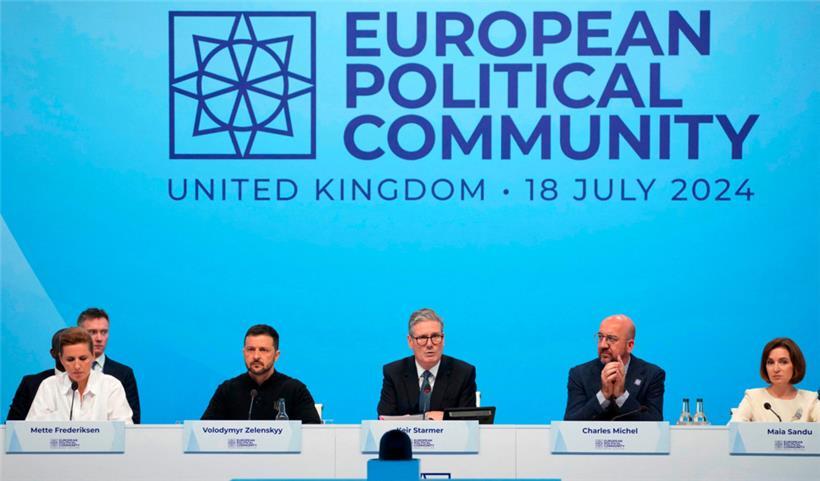 Vertreter aus 41 Staaten nahmen an dem Treffen der Europäischen Politischen Gemeinschaft teil
