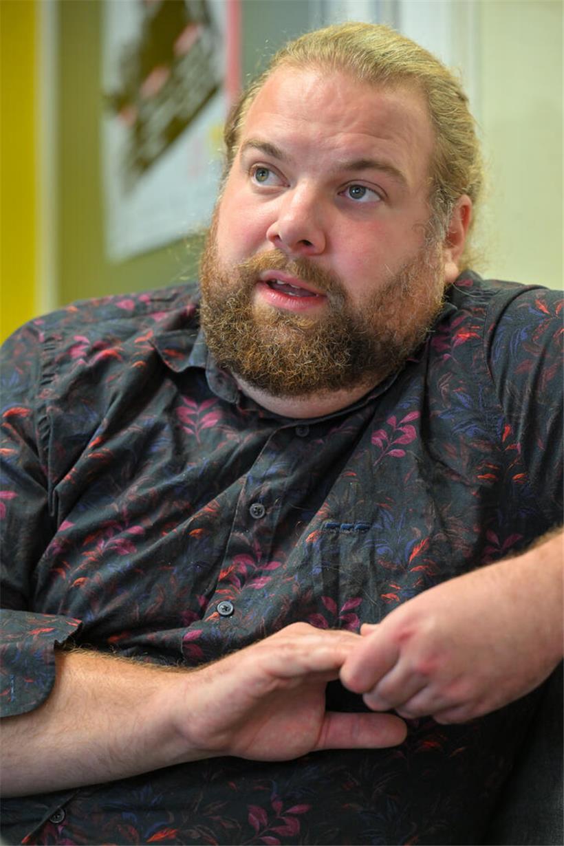 Sascha Dahm, Präsident der Theater Federatioun, spricht bei einer offiziellen Veranstaltung