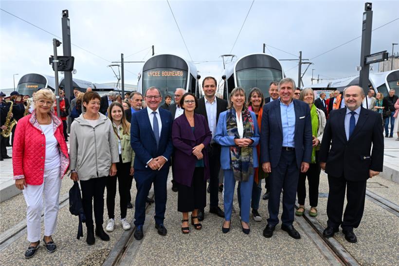 Viel Prominenz war bei der Eröffnung zugegen