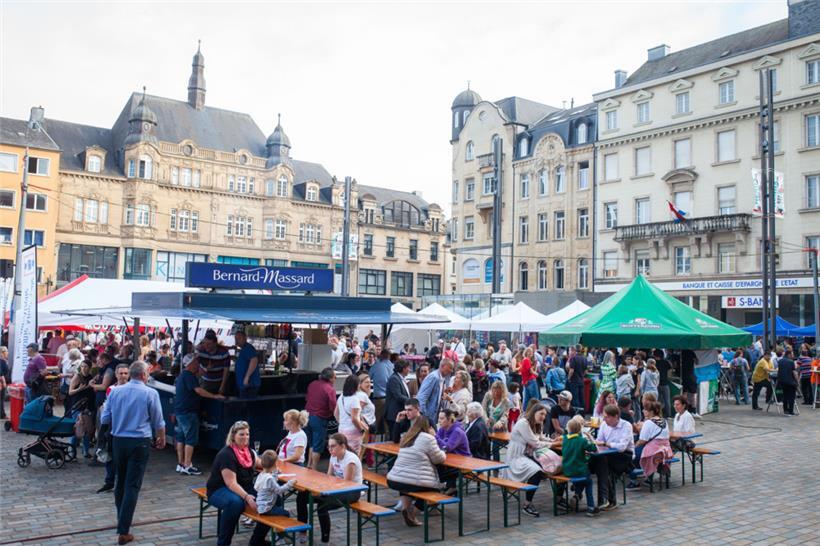 Viel los wird die kommenden Tage auf dem Escher Rathausplatz sein
